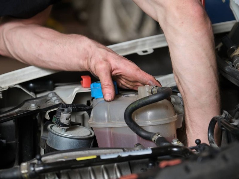 Araç Motor Suyu Neden Eksilir? Araç Motor Suyu Neden Eksilir?