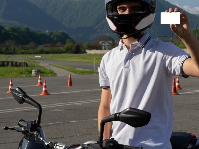 A2 Ehliyet Nedir ve Kaç CC Motor Kullanabilir? A2 Ehliyet Nedir ve Kaç CC Motor Kullanabilir?